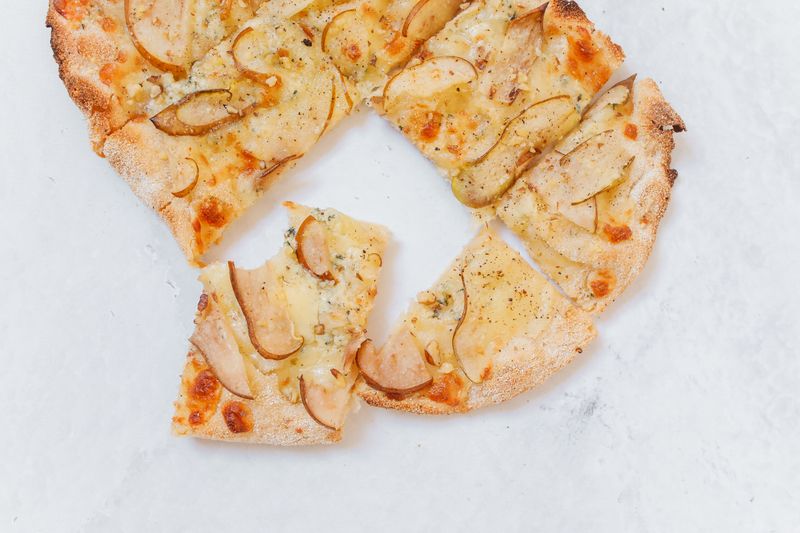 The Webster White pizza dewey's Webster Groves specialty