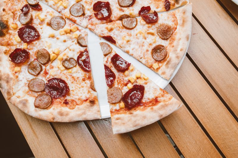 Pepperoni Supreme classic pizza deweys