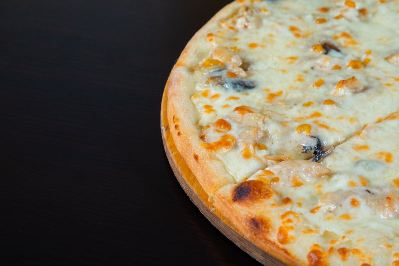 Four cheese pizza vegetarian dewey's